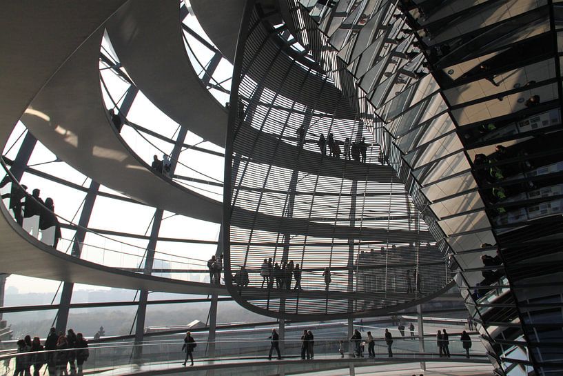Reichstag by Ellen Braekevelt