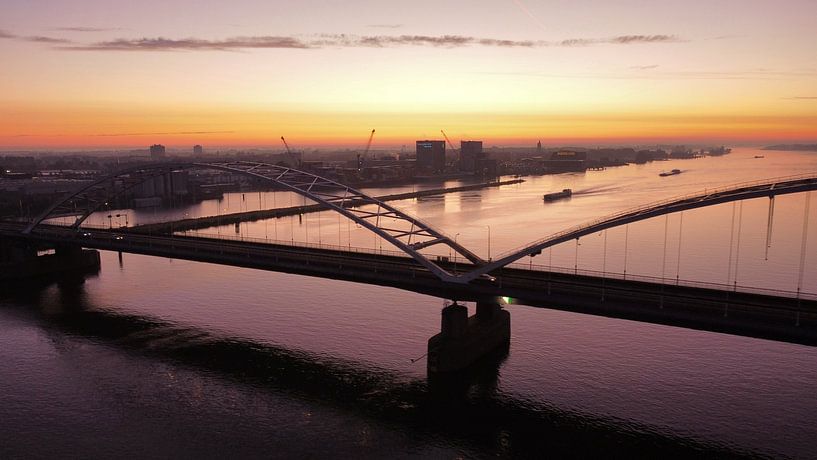 Merwedebrug Gorinchem bei Sonnenaufgang - Wanddekoration von PEEQ.