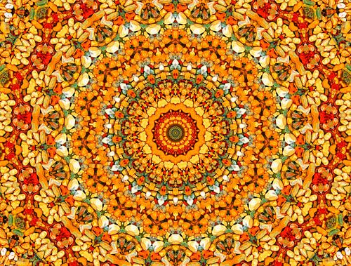 Retro Okerade (Mandala of stones in ocher yellow)