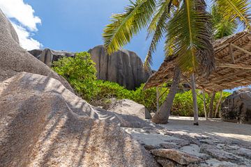 Strand op het Seychelse eiland La Digue van Reiner Conrad