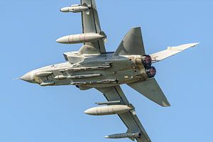Royal Air Force Panavia Tornado mit Nachbrenner.