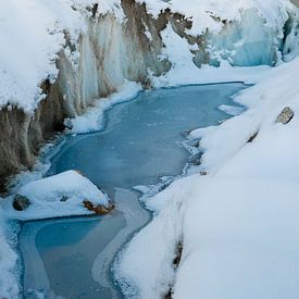 In the heart of the glacier by Jc Poirot