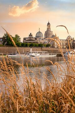 Gouden uur in de oude binnenstad van Dresden van Fotografie René Weber