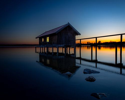 Coucher de soleil sur le lac Ammersee sur Hans-Bernd Lichtblau