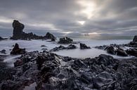 Djúpalónssandur beach in Iceland by Franca Gielen thumbnail