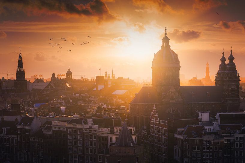 Amsterdam skyline zonsondergang van Albert Dros