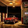Chevrolet Corvette C1 an einer Vintage-Tankstelle von Jan Keteleer