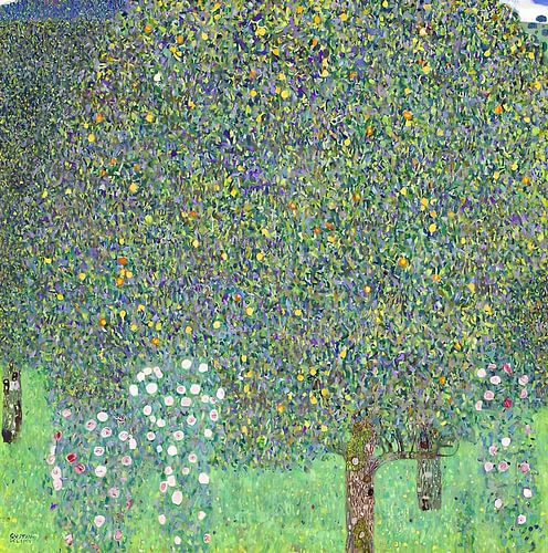 Blühender Wiesenbaum