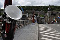 Saxophone auf der Brücke in Dinant
