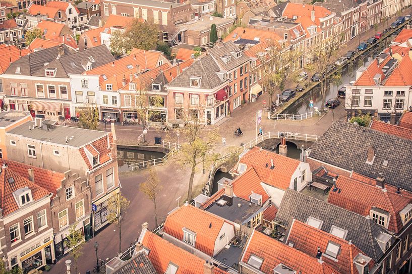 Voldersgracht in Delft, vom Turm Nieuwe Kerk von Sven Wildschut