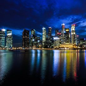 De avond valt in Singapore van Chantal Nederstigt