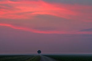 Zonsopkomst in het noorden van Groningen, Nederland van Henk Meijer Photography