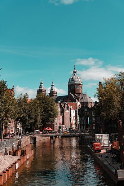 Amsterdam by Hello Pompoyo