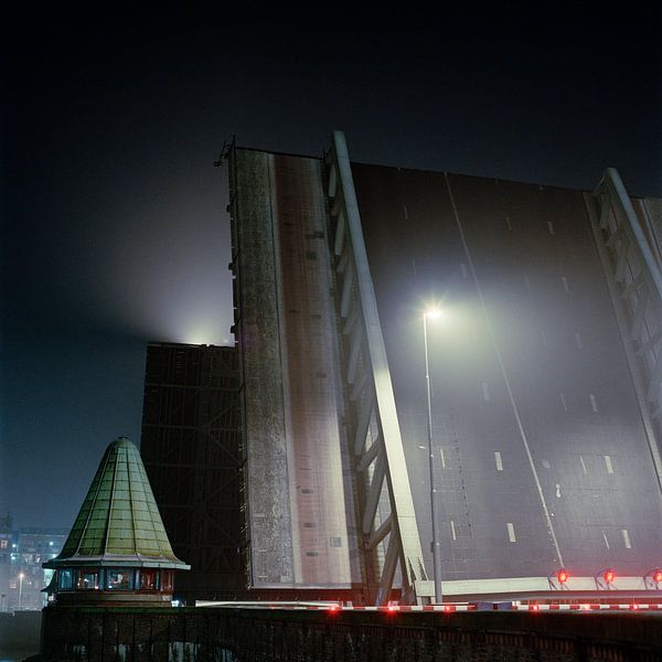 Rotterdam by night by Raoul Suermondt