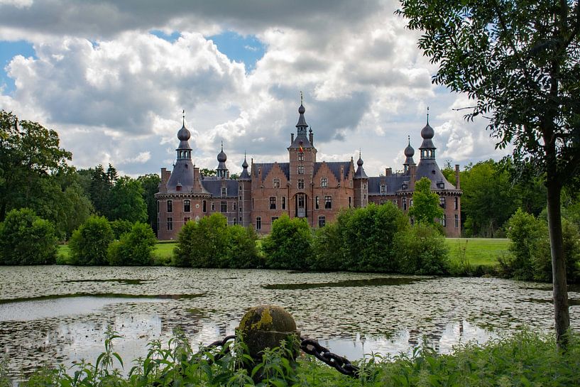 Kasteel van Ooidonk van Martine Moens