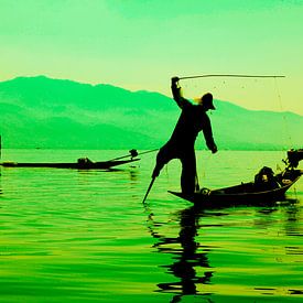 Vissers op Inle Lake, Myanmar van Wijnand Plekker