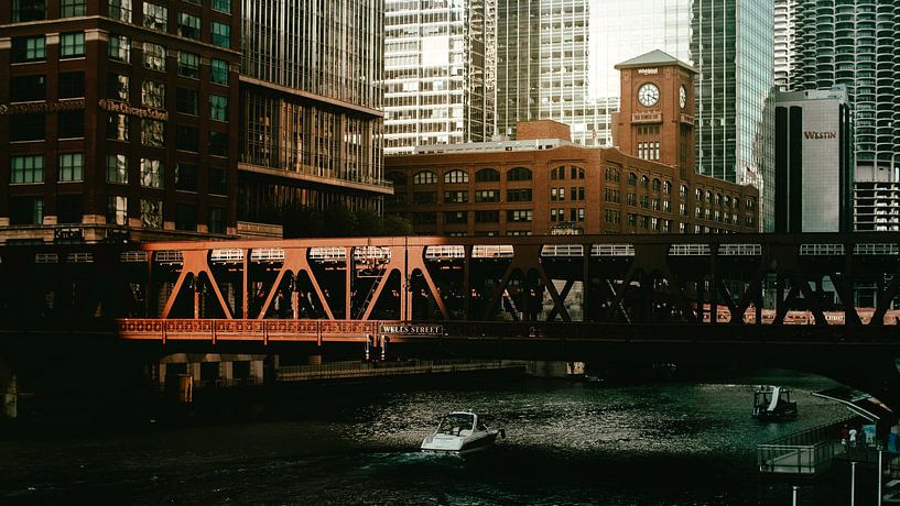 Chicago by Hello Pompoyo