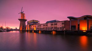 Nolet molen in Schiedam van Ilya Korzelius