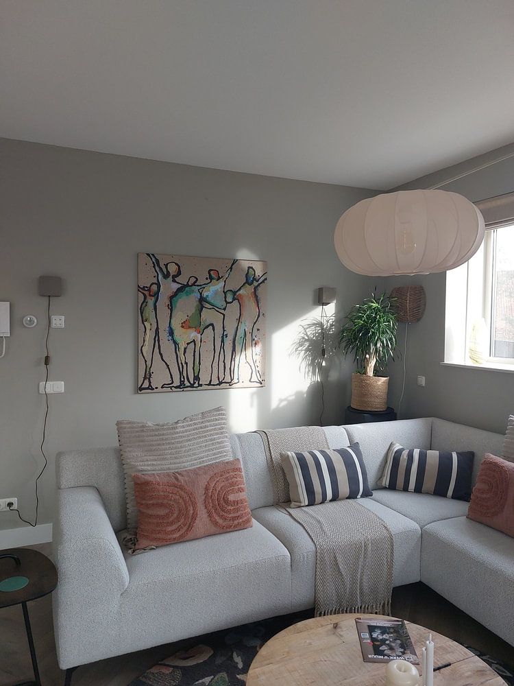 We hold  by Atelier Paint-Ing 