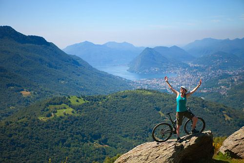 Mountainbike Ticino by Menno Boermans