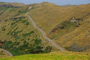 Bergweg in Madeira sur Michel van Kooten