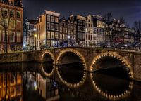 Amsterdamse gracht in de avond.