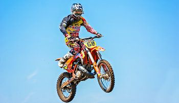 A propos de The Top[Moteur croisé en l'air]