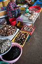 Meeresfrüchte und Hühnchen - Markt auf Con Son (Vietnam) von t.ART Miniaturansicht