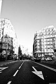 Madrid city life by Pieter Boogaard