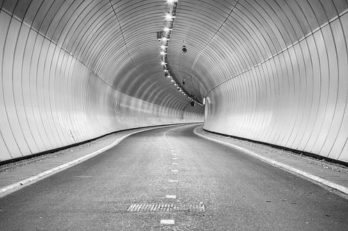 Heinenoord fietstunnel onder de Oude Maas