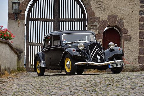 Citroën 11 CV Traction Avant - Pic 1.5
