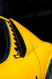 Détail latéral de la voiture de sport Lamborghini Miura sur Sjoerd van der Wal Photographie