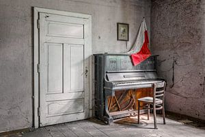 Lost Place - piano abandonné sur Gentleman of Decay