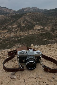 Analoge fotografie in de bergen van Spanje van Heather Poppeliers