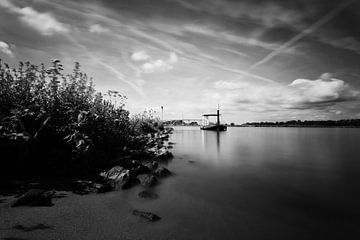 De lek met voetveer in de buurt van Schalkwijk (long exposure) van André Blom Fotografie Utrecht