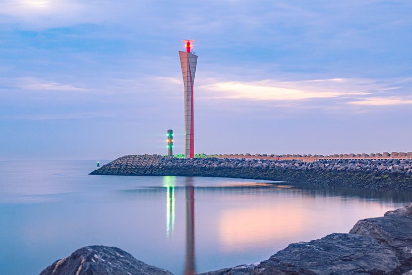 Radartoren  in Oostende | Landschap | Nachtfotografie van Daan Duvillier | Regio in de Kijker