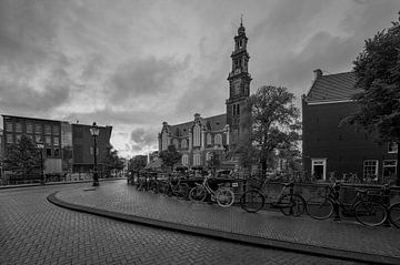 Westerkerk gezien vanaf de Bloemgracht in Amsterdam