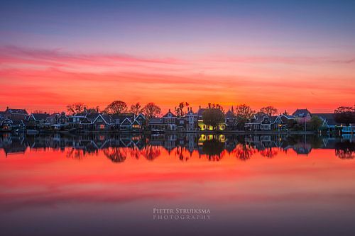 Zaandijk in avondrood