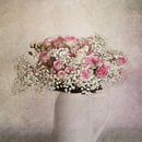 Krug mit Rosen von Claudia Moeckel Miniaturansicht