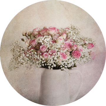 Kruik met rozen van Claudia Moeckel