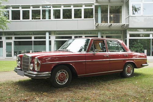 Mercedes Benz W108 280 SE