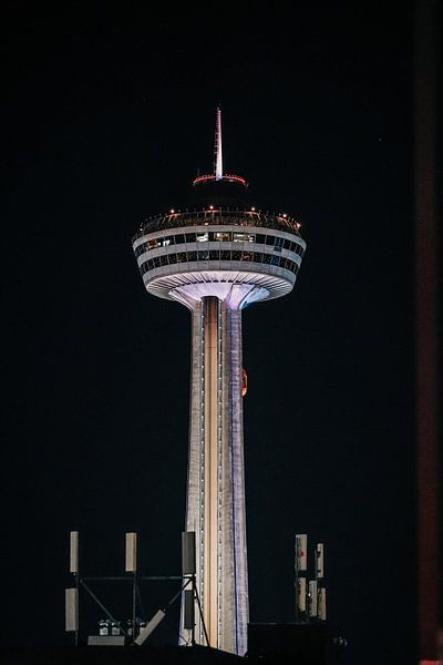 Toronto by Hello Pompoyo