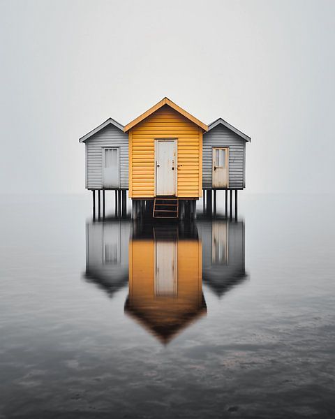 Hutten aan het meer van fernlichtsicht