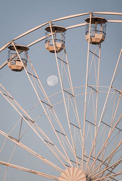 Moon in Ferris Wheel