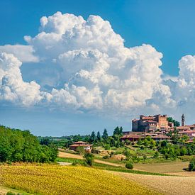 Montemagno castle and village in Monferrato hills, Piedmont by Stefano Orazzini