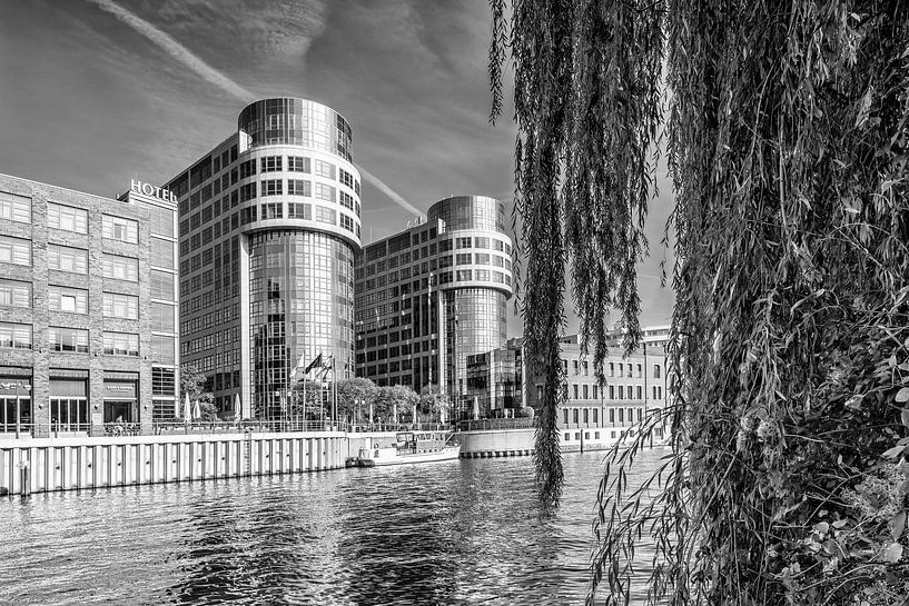 BERLIN Spree Riverside in Moabit - black &amp; white by Melanie Viola