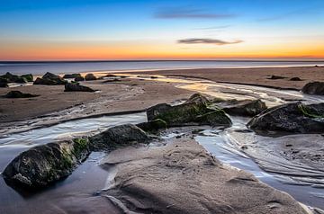 Sunset beach van Richard Guijt Photography