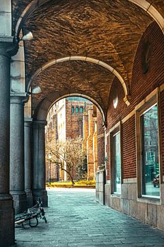 gate with bicycle Sint Jansstraat Groningen by Stadspronk