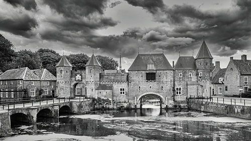 Zeitlos: Die Koppelpoort in Amersfoort von eric van der eijk