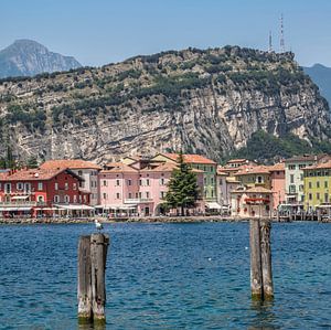 GARDASEE Am Ufer von Torbole 